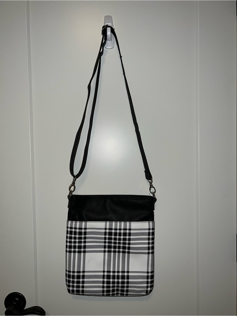 Thirty-One Black & White Plaid Crossbody Bag